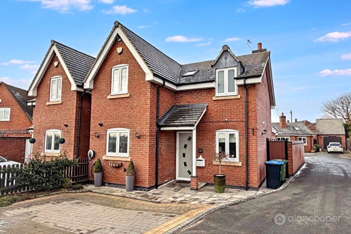 3 Bedroom Detached House For Sale In Coventry Road, Wolvey, LE10