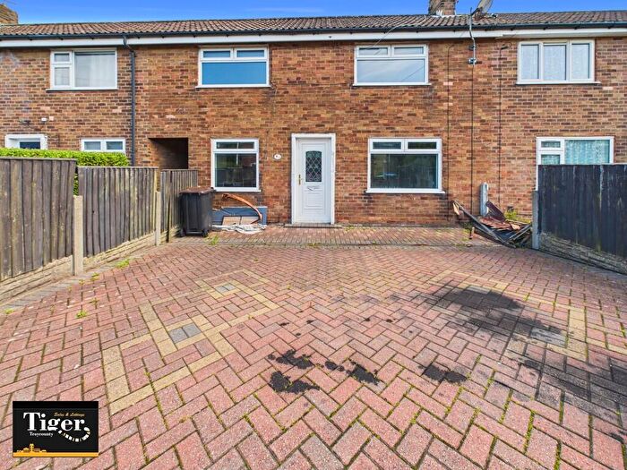 3 Bedroom Terraced House For Sale In Dinmore Avenue, Blackpool, FY3