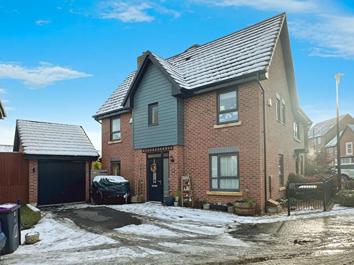 3 Bedroom Semi Detached House For Sale In Rees Way, Lawley Village, Telford, Shropshire, TF4