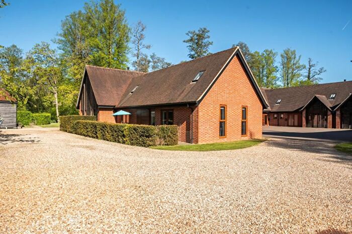 2 Bedroom End Terrace House For Sale In Newbury, Berkshire, RG20