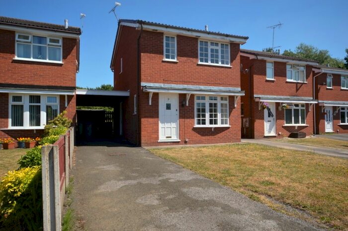 3 Bedroom Detached House To Rent In Padstow Close, Coppenhall, Crewe, CW1