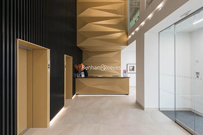 2 Bedroom Apartment To Rent In Dollar Bay Place, London, E14