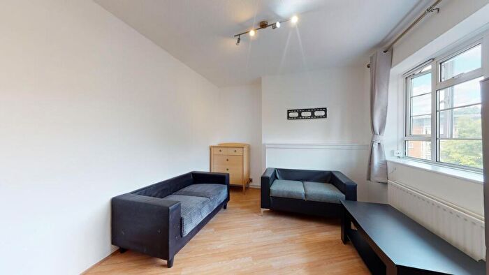 1 Bedroom Flat To Rent In Derry House, Church Street Estate, London, NW8