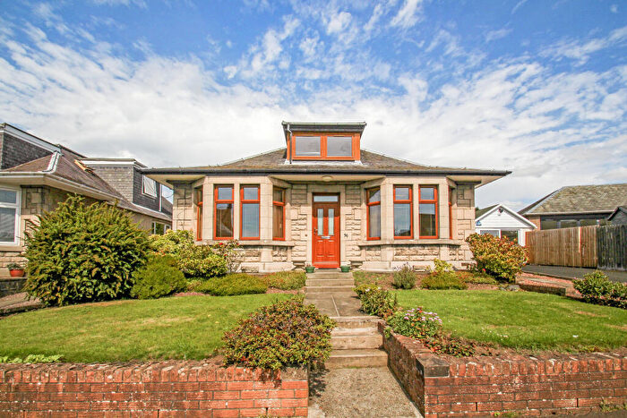 4 Bedroom Detached Bungalow For Sale In , Pitbauchlie Bank, Dunfermline, KY11