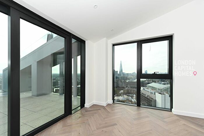 4 Bedroom Apartment To Rent In Gauging Square, London, E1W