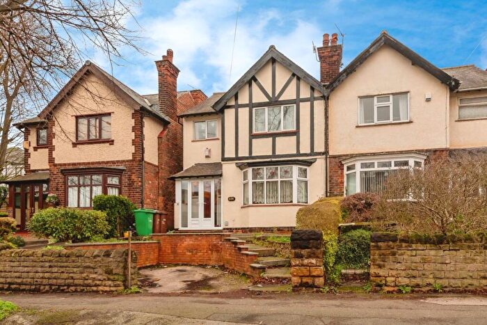 4 Bedroom Semi Detached House For Sale In Hucknall Road, Nottingham, NG5