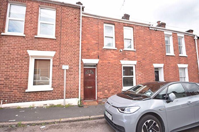 3 Bedroom Terraced House To Rent In Hoopern Street, Exeter, EX4