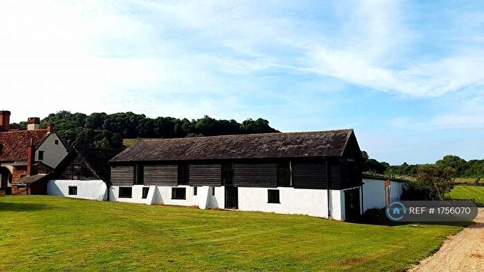 1 Bedroom Terraced House To Rent In The Old Barns, Hampshire, SO20