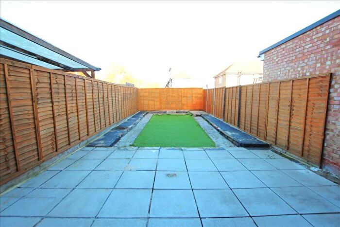 3 Bedroom Terraced House To Rent In Brantwood Road, Tottenham, London, N17