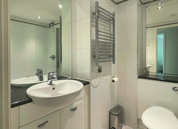 1 Bedroom Flat To Rent In Havannah Street, Cardiff, CF10