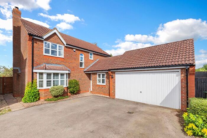 5 Bedroom Detached House For Sale In Castlefields, Stoke Mandeville, HP22