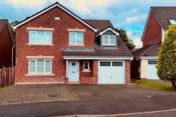 5 Bedroom Detached House To Rent In Strathallan Wynd, Glasgow, G75