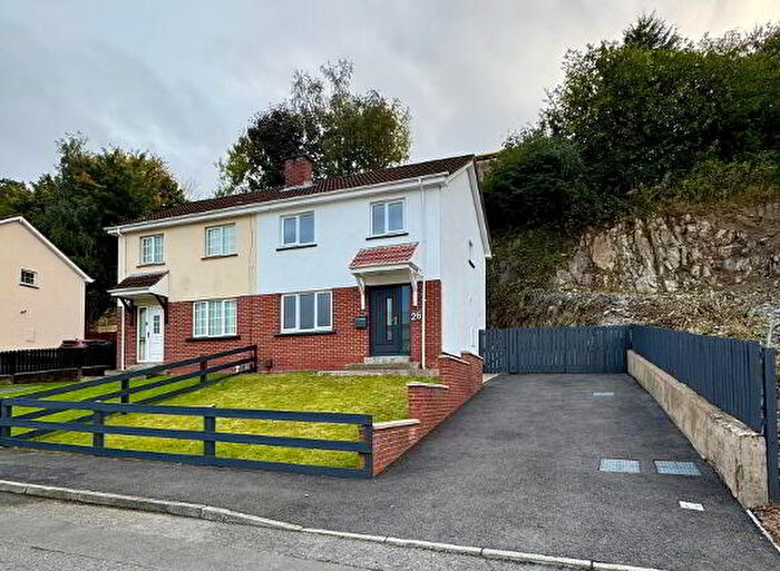 3 Bedroom Semi-Detached House For Sale In Woodlands, Newry, BT35