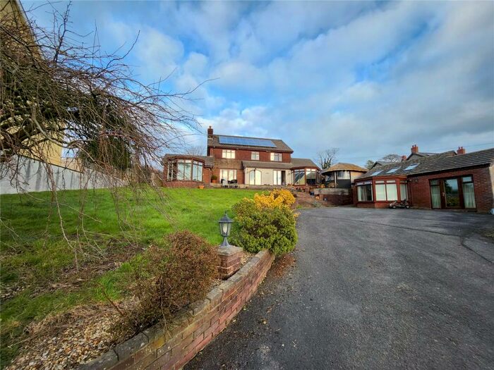 5 Bedroom Detached House For Sale In Wellfield Road, Abergwili, Carmarthen, Carmarthenshire, SA31