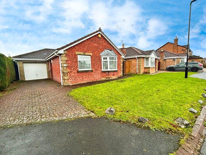 3 Bedroom Bungalow For Sale In Cranham Close, Newcastle Upon Tyne, NE12