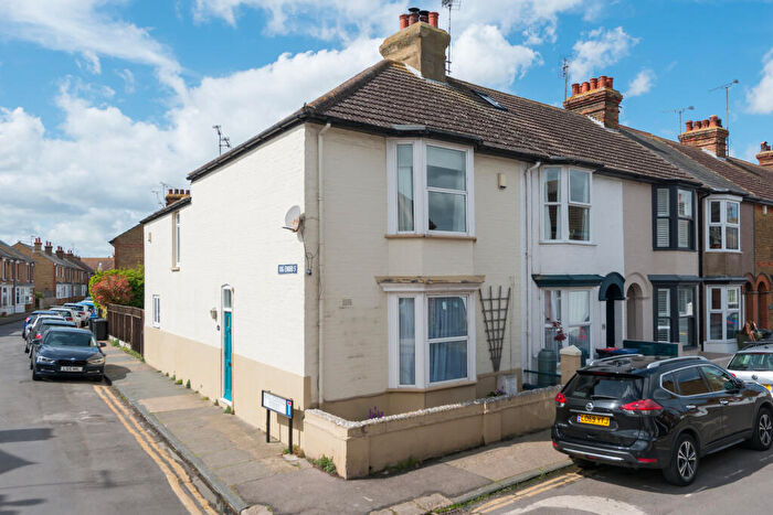 3 Bedroom End Of Terrace House For Sale In Regent Street, Whitstable, CT5