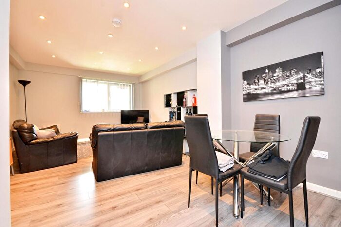 2 Bedroom Apartment To Rent In The Cube, Wilbraham Road, M14
