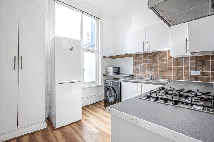 1 Bedroom Flat To Rent In High Street, London, SE25
