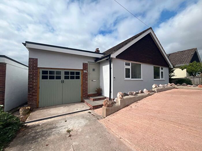 2 Bedroom Bungalow For Sale In Applegarth Avenue, Newton Abbot, TQ12