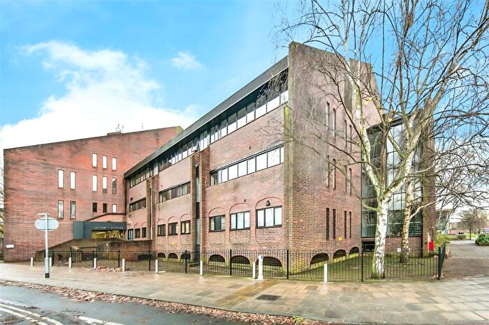 2 Bedroom Flat To Rent In Rope Walk, Ipswich, Suffolk, IP4