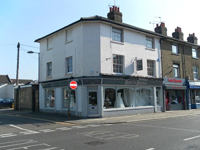 1 Bedroom Apartment To Rent In Broomfield Road, Chelmsford, Essex, CM1