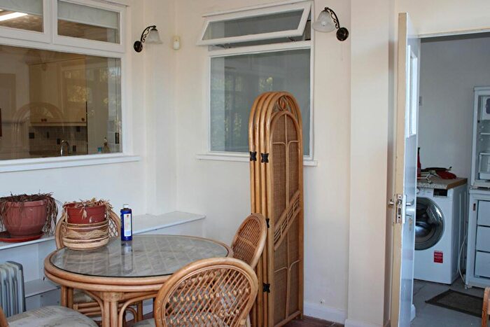 1 Bedroom Flat To Rent In Priory Road, Felixstowe, IP11
