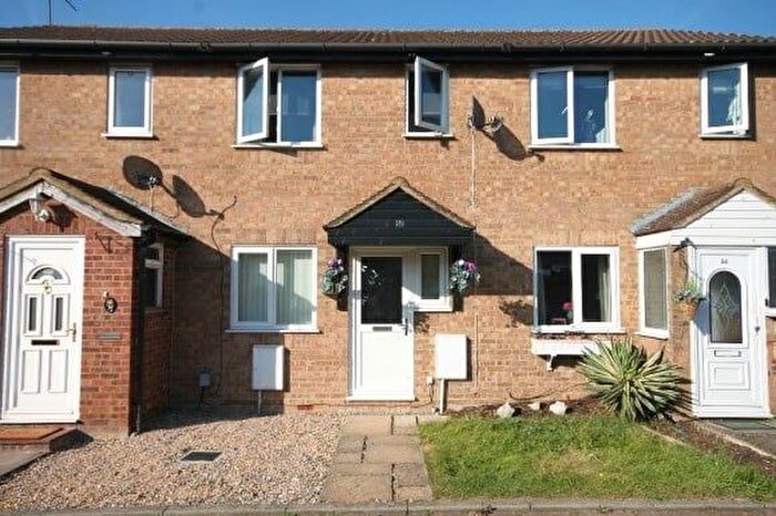 2 Bedroom Terraced House To Rent In Rodeheath, Luton, LU4