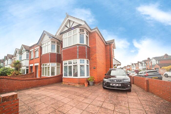 3 Bedroom Semi Detached House For Sale In St James Road, Upper Shirley, Southampton, Hampshire, SO15