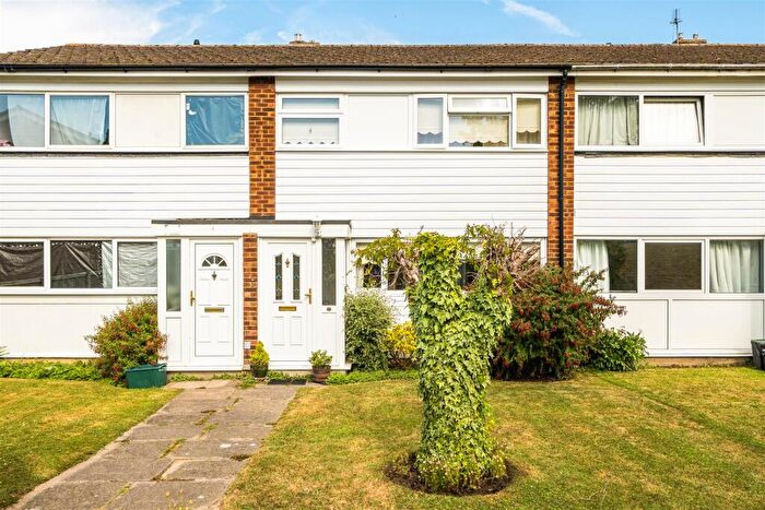 3 Bedroom Terraced House For Sale In Place Farm Avenue, Crofton, BR6