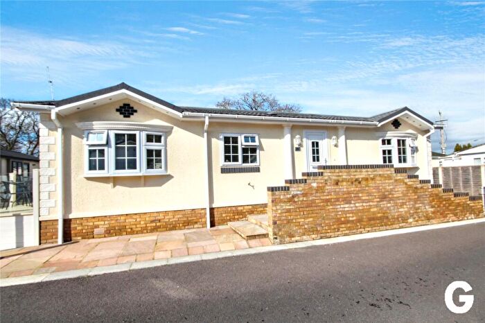 2 Bedroom Park Home For Sale In Pinehurst Park, West Moors, Ferndown, Dorset, BH22