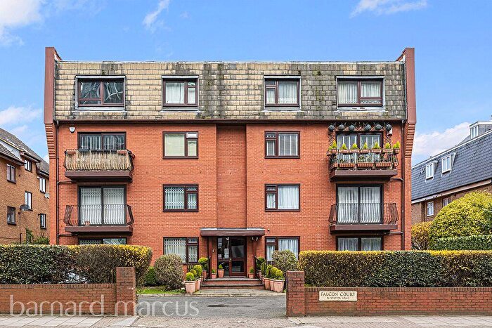 1 Bedroom Apartment To Rent In Station Road, New Barnet, Barnet, EN5