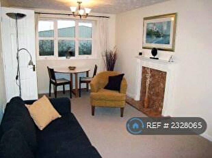 2 Bedroom Flat To Rent In Navigation Loop, Stone, ST15
