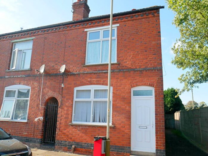 3 Bedroom Terraced House To Rent In Curzon Road, Leicester, LE2