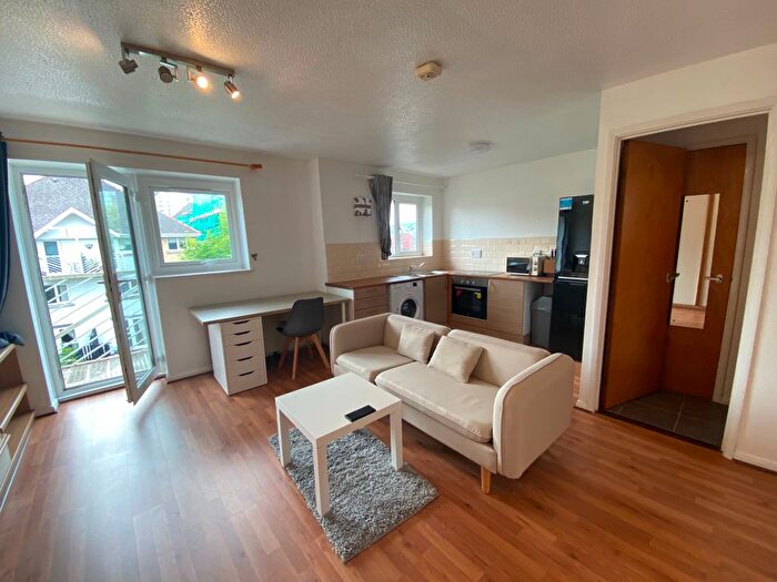 1 Bedroom Flat To Rent In Highmoor, Maritime Quarter, Swansea, SA1