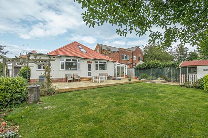 5 Bedroom Chalet For Sale In Hunstanton, PE36
