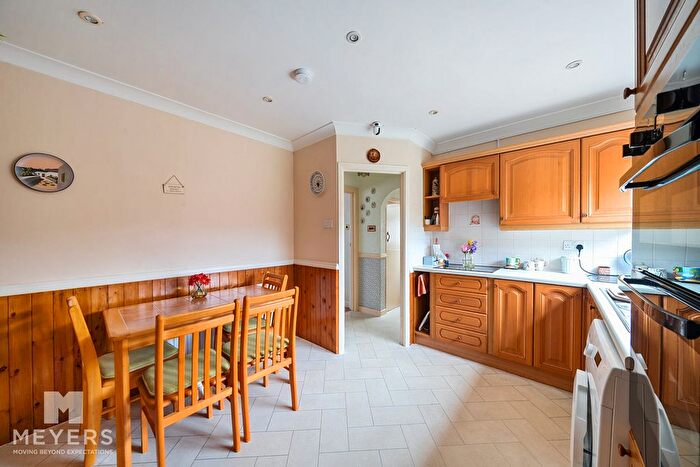 3 Bedroom Semi-detached House For Sale In Middlehill Road, Wimborne, BH21