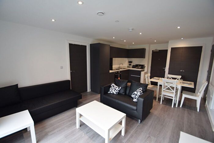 2 Bedroom Flat To Rent In Downtown, Woden Street, Salford, M5