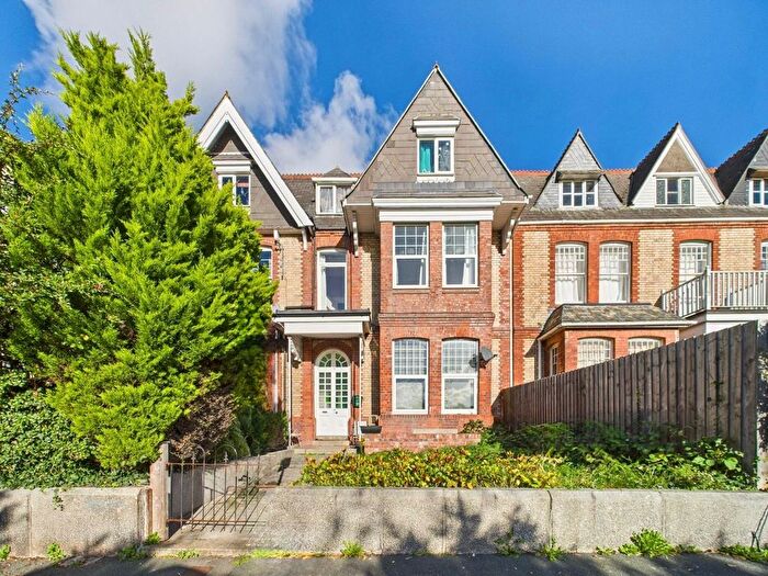 3 Bedroom Flat For Sale In Queens Gate Villas, Plymouth, Devon, PL4