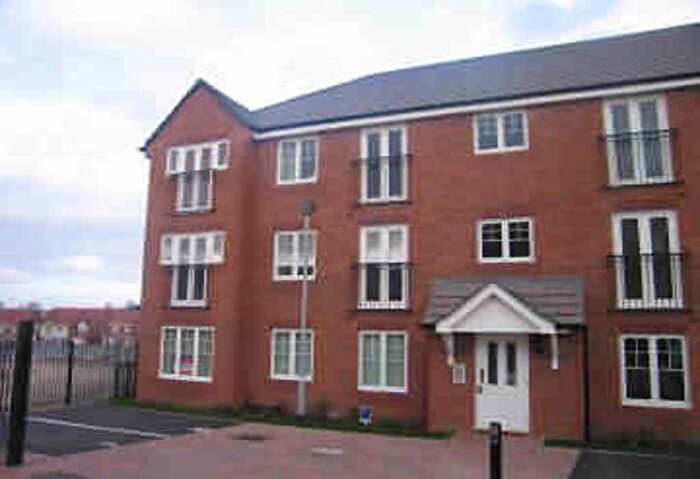 2 Bedroom Apartment To Rent In Westley Court, West Bromwich, West Midlands, B71