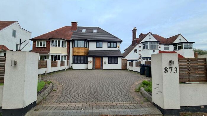 5 Bedroom Semi-Detached House To Rent In Chester Road, Birmingham, B24