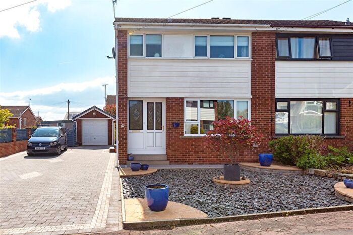 3 Bedroom Semi-Detached House For Sale In Canterbury Avenue, Lancaster, LA1