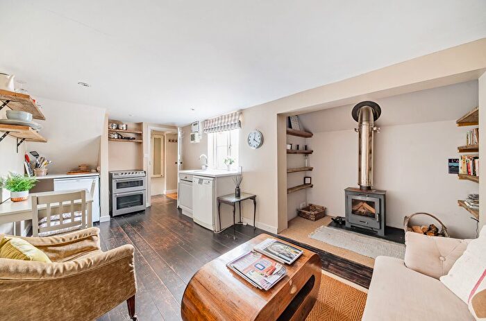 1 Bedroom Cottage To Rent In Furnace Lane, Tonbridge, TN12