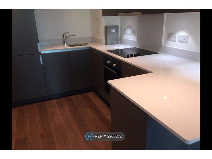 1 Bedroom Flat To Rent In Pinnacle Apartments, Croydon, CR0