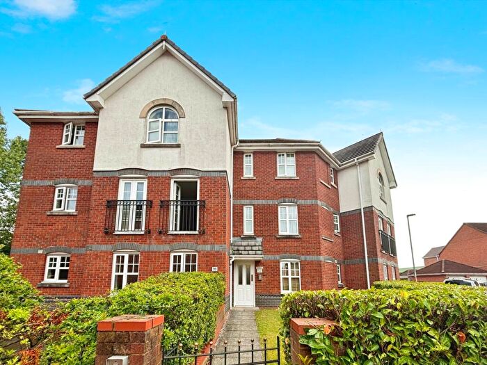 2 Bedroom Flat To Rent In Cromwell Avenue, Sandringham Gardens, Denton, Stockport, SK5