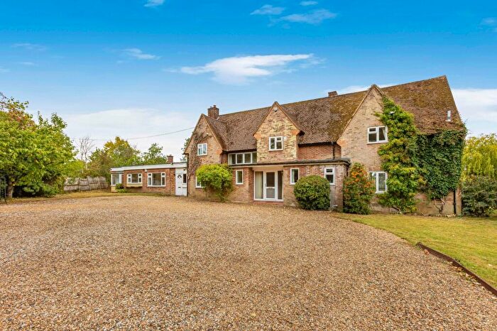 7 Bedroom Detached House For Sale In Hastingwood Road, Hastingwood, Essex, CM17