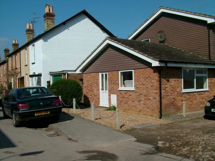 Studio To Rent In Leslie Road, Dorking, RH4