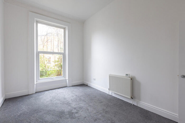 2 Bedroom Apartment To Rent In Croxteth Road, L8