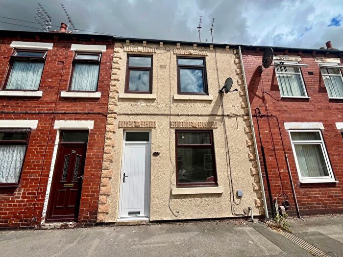 3 Bedroom Property To Rent In Oxford Street, Normanton, WF6