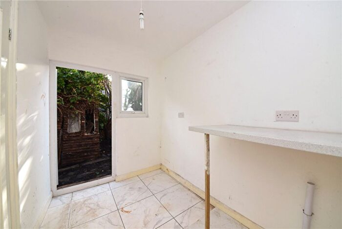 2 Bedroom Terraced House For Sale In Calderon Road, Leyton, E11