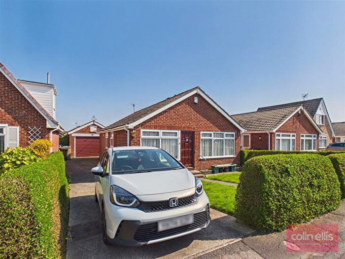 2 Bedroom Detached Bungalow For Sale In Fenton Close, Scarborough, YO11